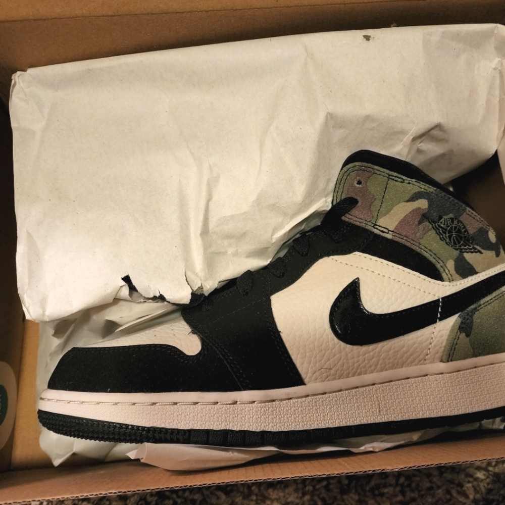 Jordan 1 mid camo shoes